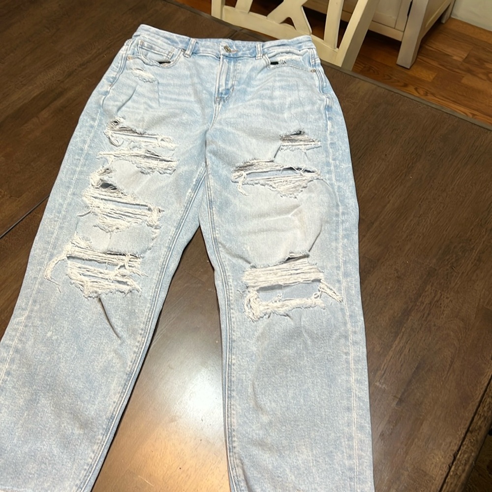 American Eagle stretch ripped curvy mom jeans